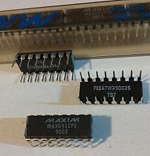 Buy Lot of 17: Maxim MAX691CPE