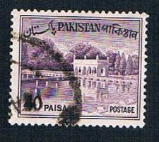 Buy Pakistan 137 Used Shalimar Gardens (BP2915)