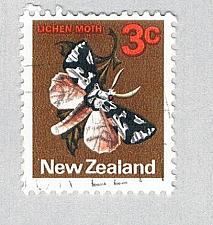Buy New Zealand Moth brown 3c (AP132816)