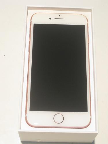 RoseGold 128gb Like-new Unlocked Iphone 7 A1660 Deal!