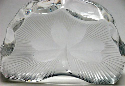 Hand Cut Glass polished shamrock pattern paperweight, Ireland 24% lead crystal