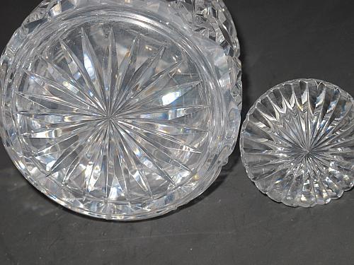 Hand Cut glass faceted 3 ring neck decanter crosscut with mushroom stopper