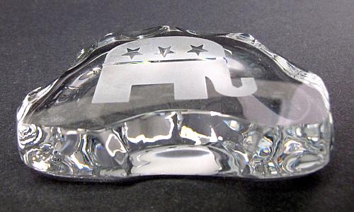 GLASS 24% LEAD CRYSTAL PAPERWEIGHT republican made in USA elephant