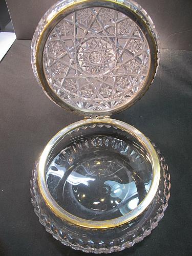 ABP Crystal Cut Glass covered large round dresser box