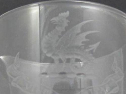 pouring glass goblet VINCIT VERITAS TRUTH CONQUERS COPPER WHEEL ENGRAVE