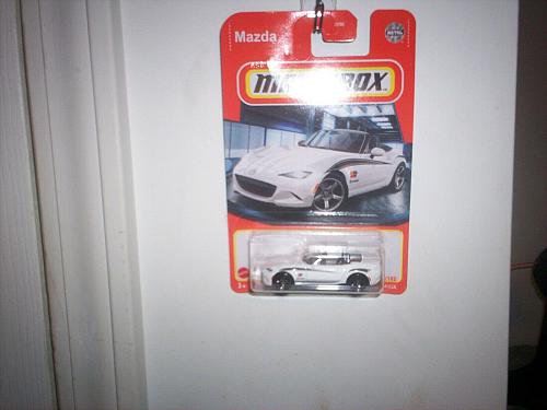 NEW 2022 Matchbox ‘15 Mazda MX-5 Miata 61/102 K&N , brembo