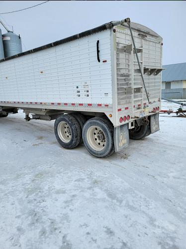 2012 Peerless Bulk Grain Trailer