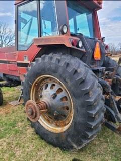 1982 International 5488 Tractor