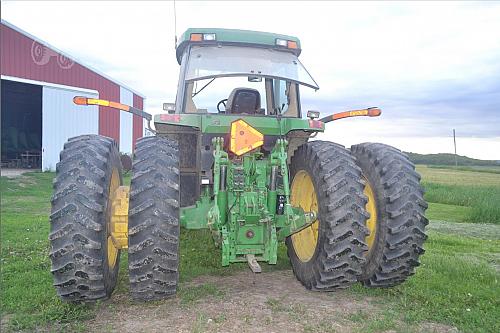 John Deere 7810 Tractor