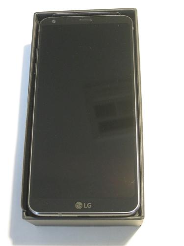 Flawless 32gb AT&T LG G6 Bundle!! (New Cond.)