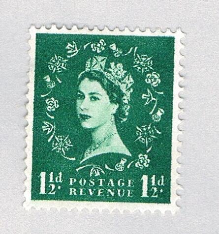 Great Britain QEII green 1.5d (AP136722)