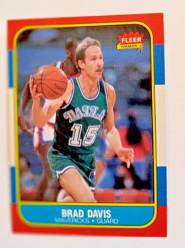 1986 Fleer Basketball #22 Brad Davis Mavericks NM-MT