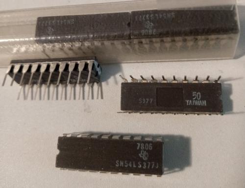 Lot of 5: Texas Instruments SN54LS377J