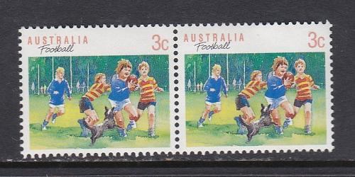 Australia: 1989 Sport - Football MNH Pair Stamps. Ref: P0589