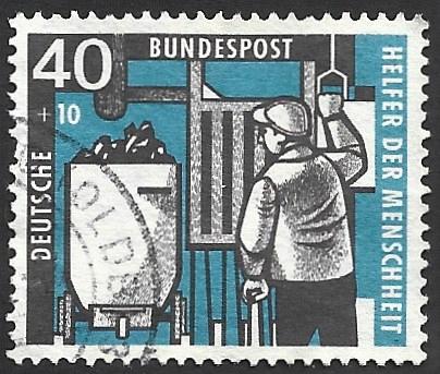 German Used Scott #B359 Catalog Value $16.50