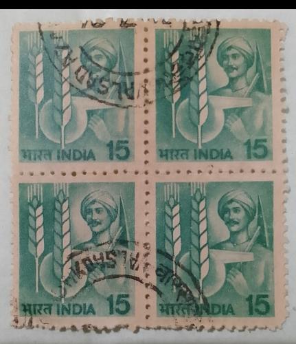 M) INDIA UDED 4 STAMP BLOCK