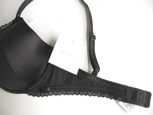 XB0119 Calvin Klein NEW F3572 Black Smashing Matte And Shine Demi UW Bra 32C