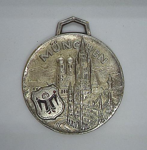 Olympic Game Munchen 1972 Olympiastadt. KeyHolder / KeyChain