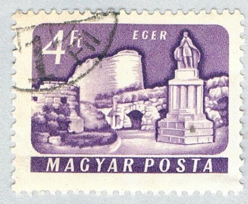 Hungary Statue 4f (AP121422)-2