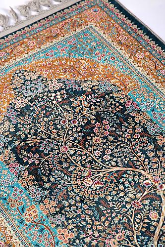 Green Floral Prayer Mat Tree of Life Silky Soft Janamaz Gebetsteppich Prayer Rug