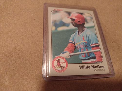 1983 Fleer 16 Card Lot