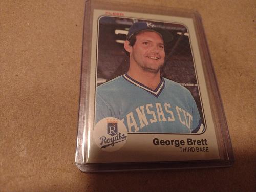 1983 Fleer 16 Card Lot
