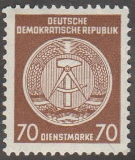 German DDR MNH Scott #O43 Catalog Value $1.10