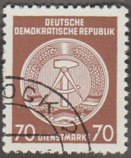 German DDR Used Scott #O43 Catalog Value $1.60