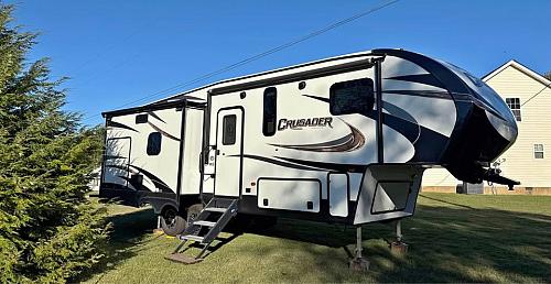 2018 Forest River Prime Time Crusader 297 RSK