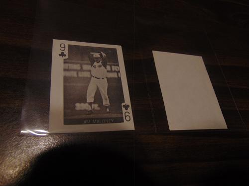 nrmt-vintage-1969 globe imports-mlb playing card-jim maloney-reds-mini