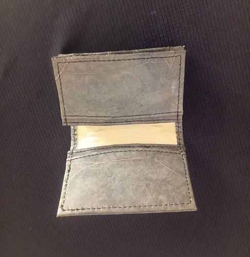 MAGNET NAME CARD WALLET BLACK LEAF LEATHER FOLDABLE NAME CARD HOLDER
