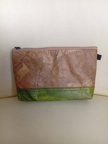 MULTIPURPOSE TRAVEL AMENITY KIT LEAF LEATHER STATIONARY CASE TRAVEL CASE HNADICRAFT