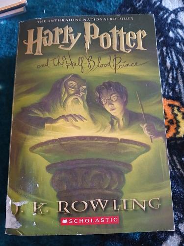 Harry Potter and the half blood prince book