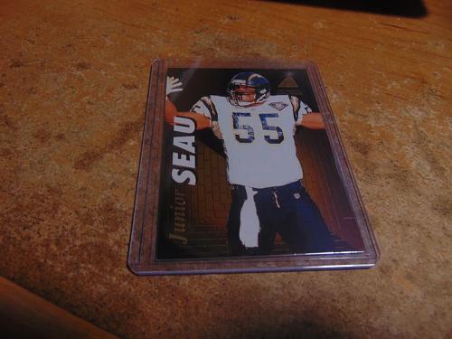 nrmt 1995 pinnacle zenith football #z54 junior seau chargers hof nfl