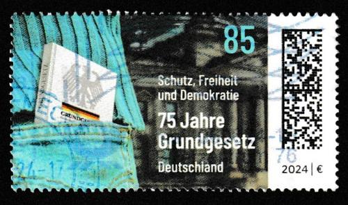 German Used Scott #3399 Catalog Value $.95
