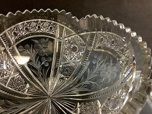 Tuthill American Brilliant Period hand Cut mouth blown blank bowl