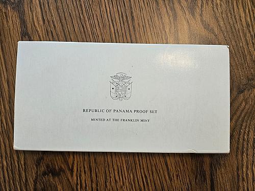 1977 Panama 9 Coin Proof Set