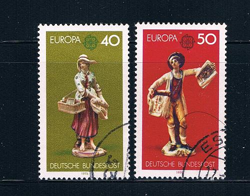 Germany 1211-12 Used set China Figurines (G0149)