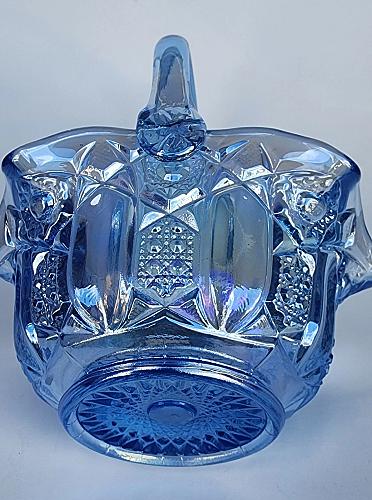 L.E Smith Glass iridescent blue basket