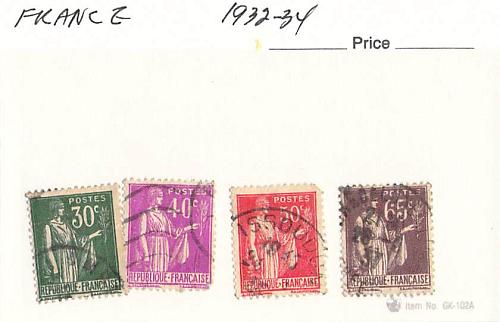 France 4 different of 4 total stamps included (SC0_300)