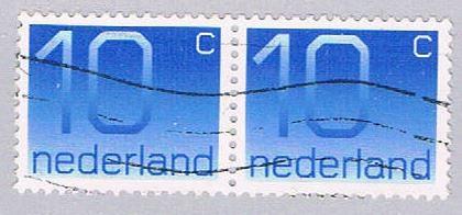 Netherlands Numeral 10 pair (NP39R403)
