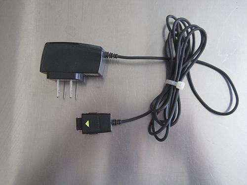 5v 2s = Samsung SCH A870 Verizon cell phone battery charger power adapter wall