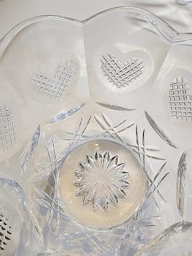 lead crystal bowl, Hearts, Made in USA ,glass
