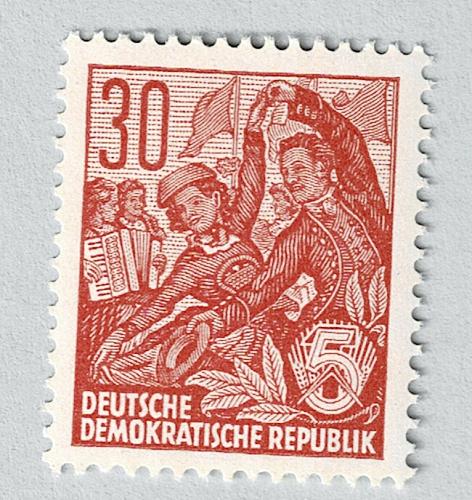 Germany DDR Dancing red 30 MNH (BP91113)