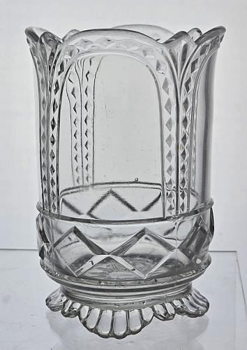 Brilliant Greensburg AuroraGlass upright Spooner / celery EPGA mug03