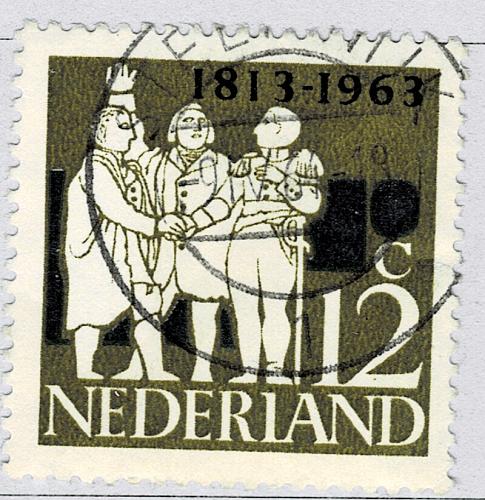 Netherlands Three men standing green 12 Used (BP89301)