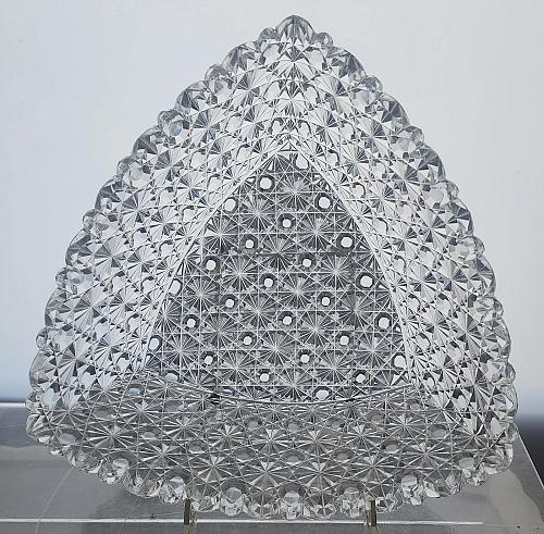 ABP bowl triangle Russian hand cut glass flashy tg125