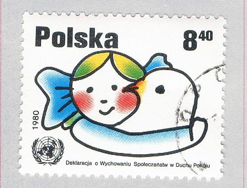 Poland 2423 Used Girl Embracing Dove 1980 (BP71218)