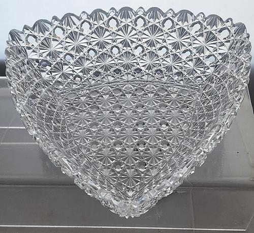 ABP bowl triangle Russian hand cut glass flashy tg125