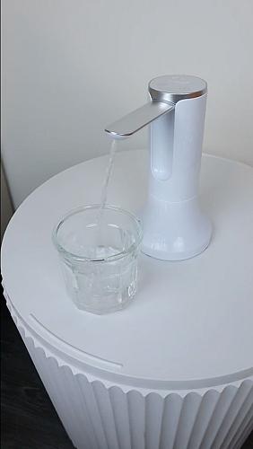 WATER JUG SIDE TABLE (Green)